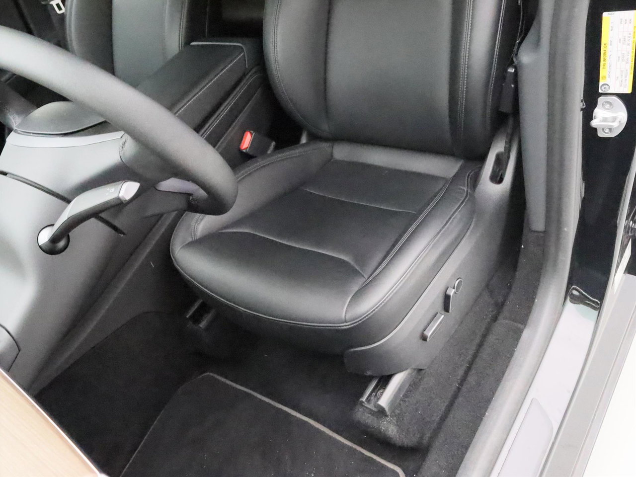 Tesla Model Y Standard RWD Plus 351pk [ HW4+FSD SUPERVISED €99 P/M+RYZEN AMD+LFP ACCU+AUTOPILOT+19 INCH ] 17