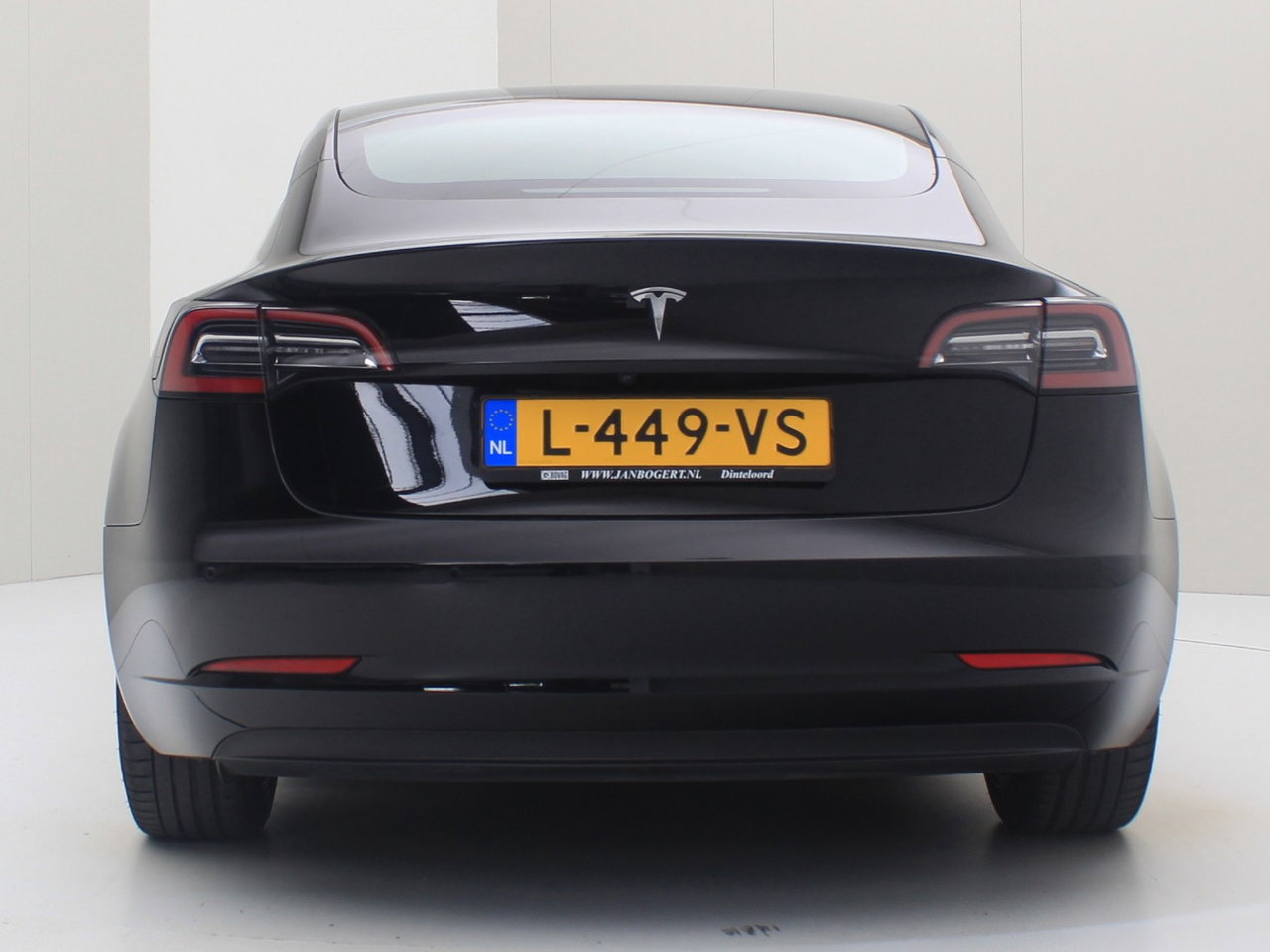 Tesla Model 3 Standard RWD Plus FACELIFT 90,4% SoH [ LFP-ACCU+WARMTEPOMP+AUTOPILOT+60 kWh+PREMIUM AUDIO ] 6
