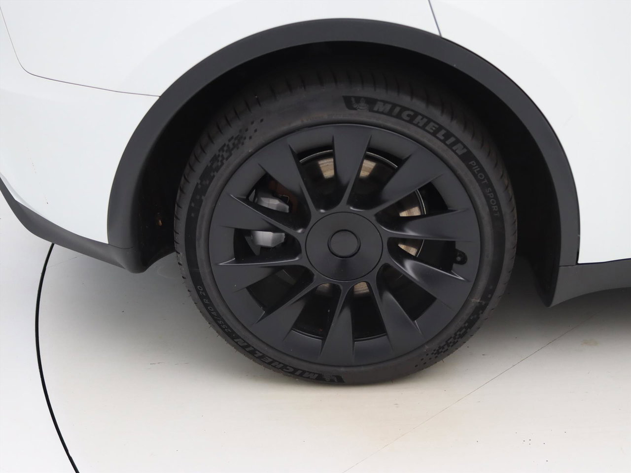 Tesla Model Y Long Range AWD 75kWh 351pk 95% SoH [ AMD RYZEN+AUTOPILOT+20 INCH+PREMIUM AUDIO ] 12