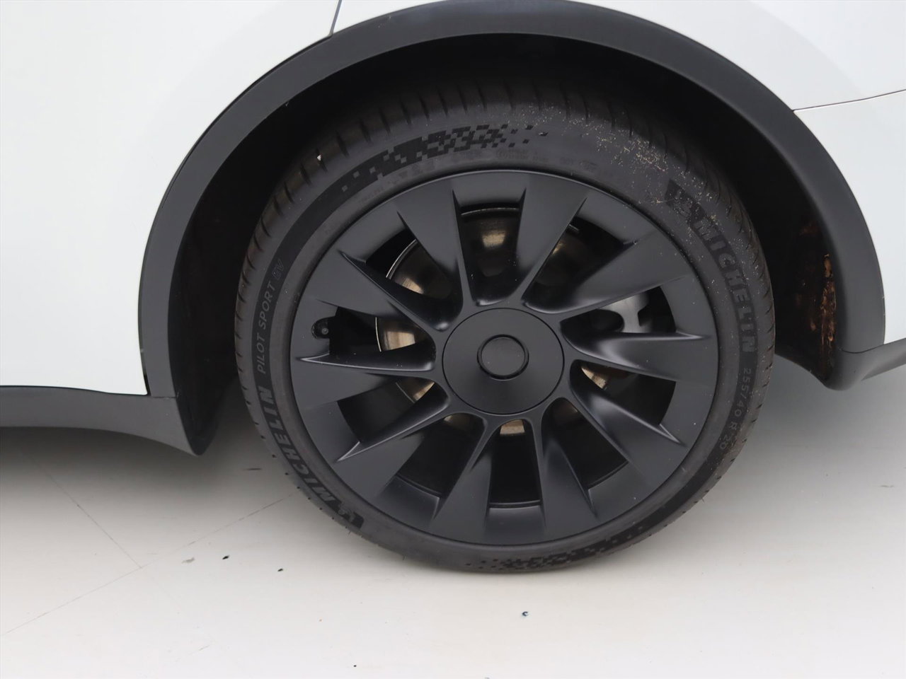 Tesla Model Y Long Range AWD 75kWh 351pk 95% SoH [ AMD RYZEN+AUTOPILOT+20 INCH+PREMIUM AUDIO ] 23