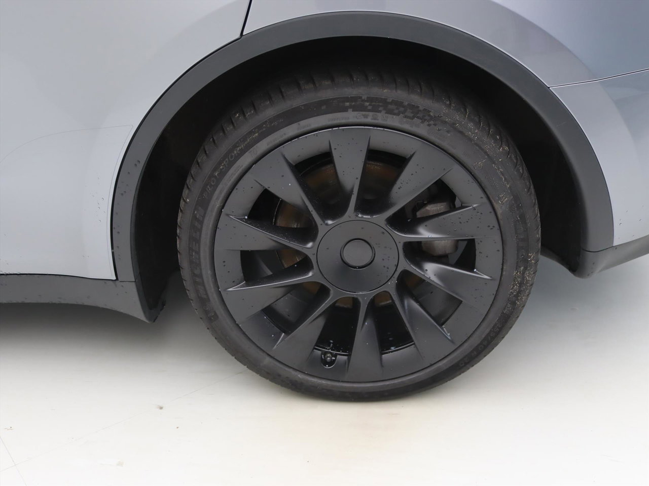Tesla Model Y Long Range AWD 75kWh 351pk 93.5% SoH [ FSD+TREKHAAK+AMD RYZEN+20 INCH+PREMIUM AUDIO ] 25