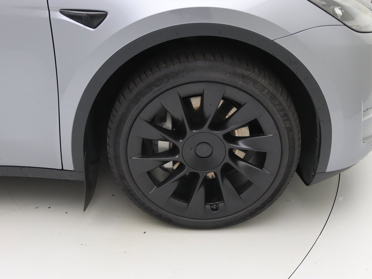 Tesla Model Y Long Range AWD 75kWh 351pk 93.5% SoH [ FSD+TREKHAAK+AMD RYZEN+20 INCH+PREMIUM AUDIO ] 15