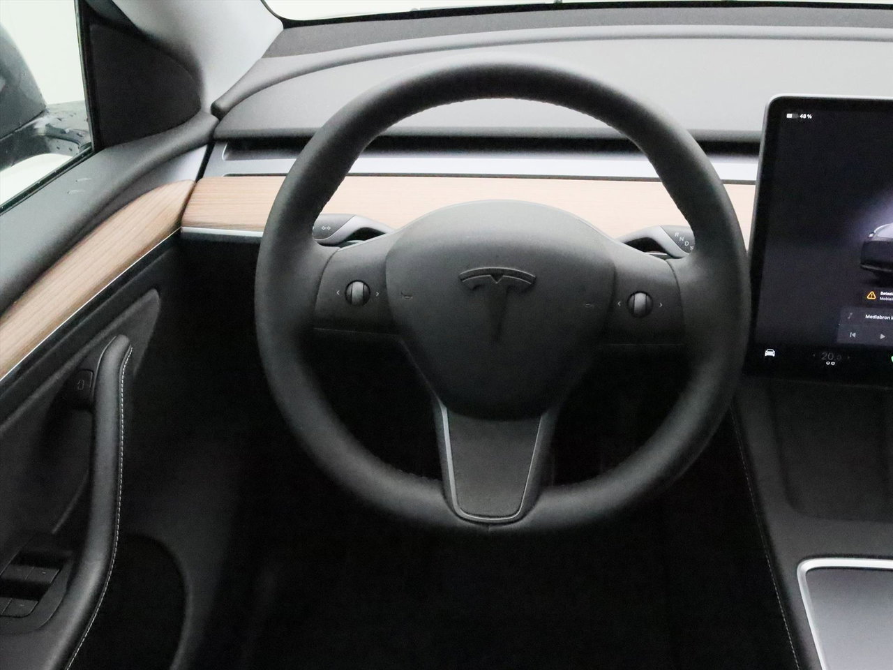 Tesla Model Y Long Range AWD 75kWh 351pk 93.5% SoH [ FSD+TREKHAAK+AMD RYZEN+20 INCH+PREMIUM AUDIO ] 21