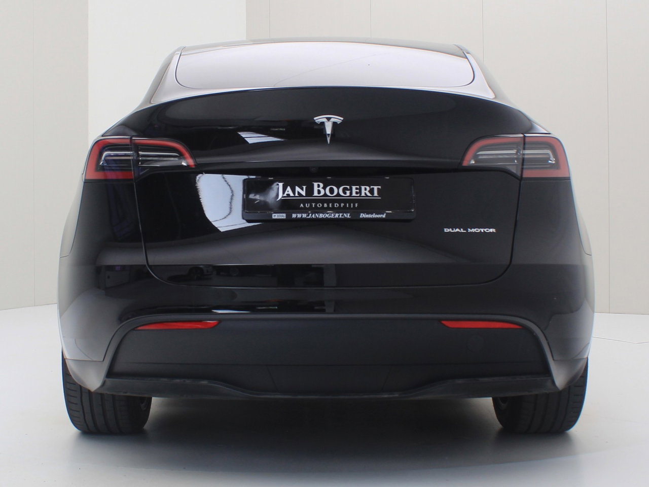 Tesla Model Y Long Range AWD 75kWh 351pk [ AMD RYZEN+ENHANCED AUTOPILOT+19 INCH+PREMIUM AUDIO ] 6