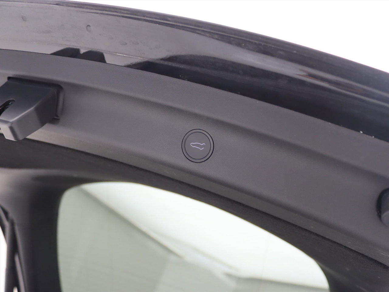 Tesla Model Y Long Range AWD 75kWh 351pk [ AMD RYZEN+ENHANCED AUTOPILOT+19 INCH+PREMIUM AUDIO ] 25