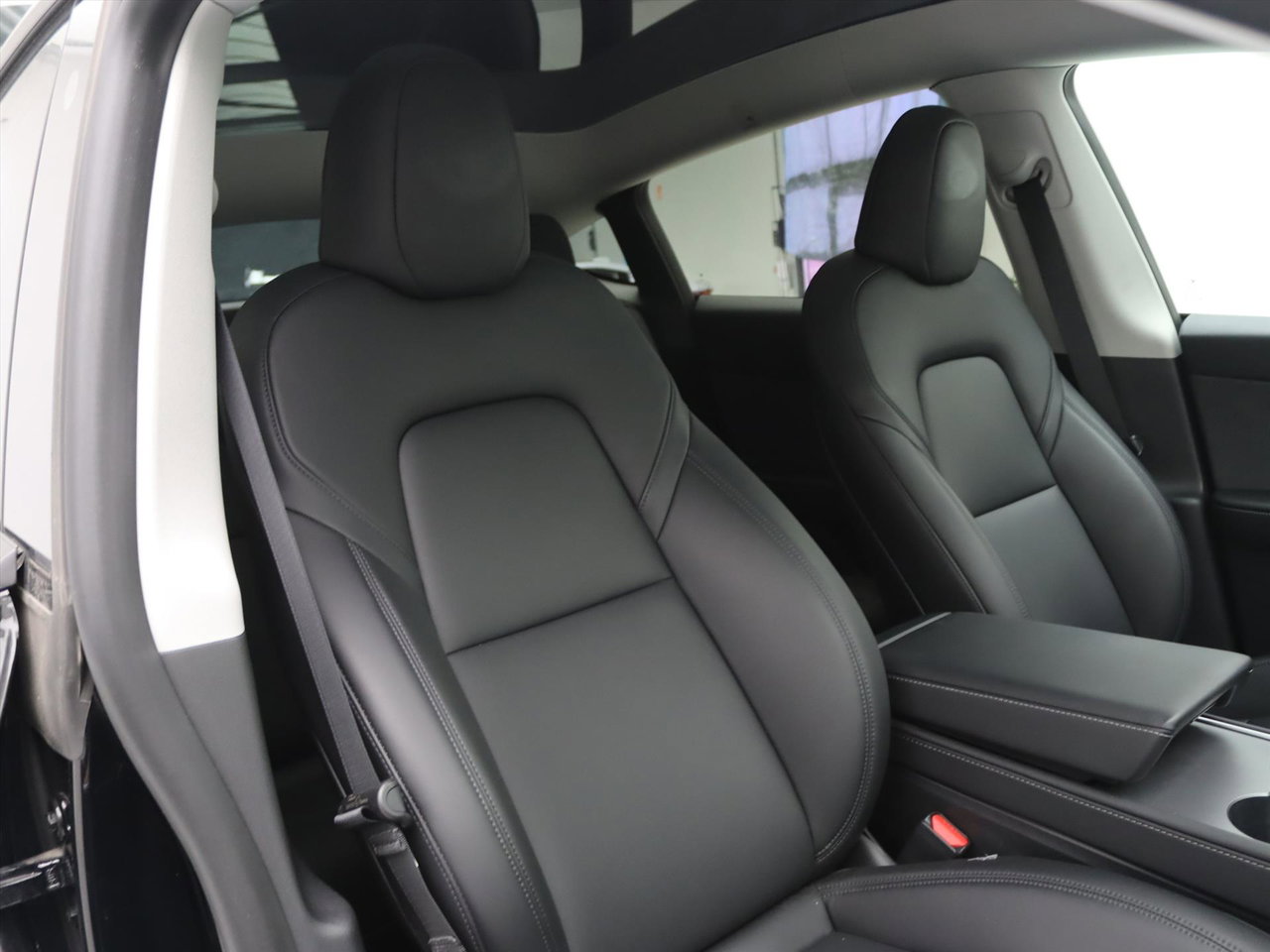Tesla Model Y Long Range AWD 75kWh 351pk [ AMD RYZEN+ENHANCED AUTOPILOT+19 INCH+PREMIUM AUDIO ] 16