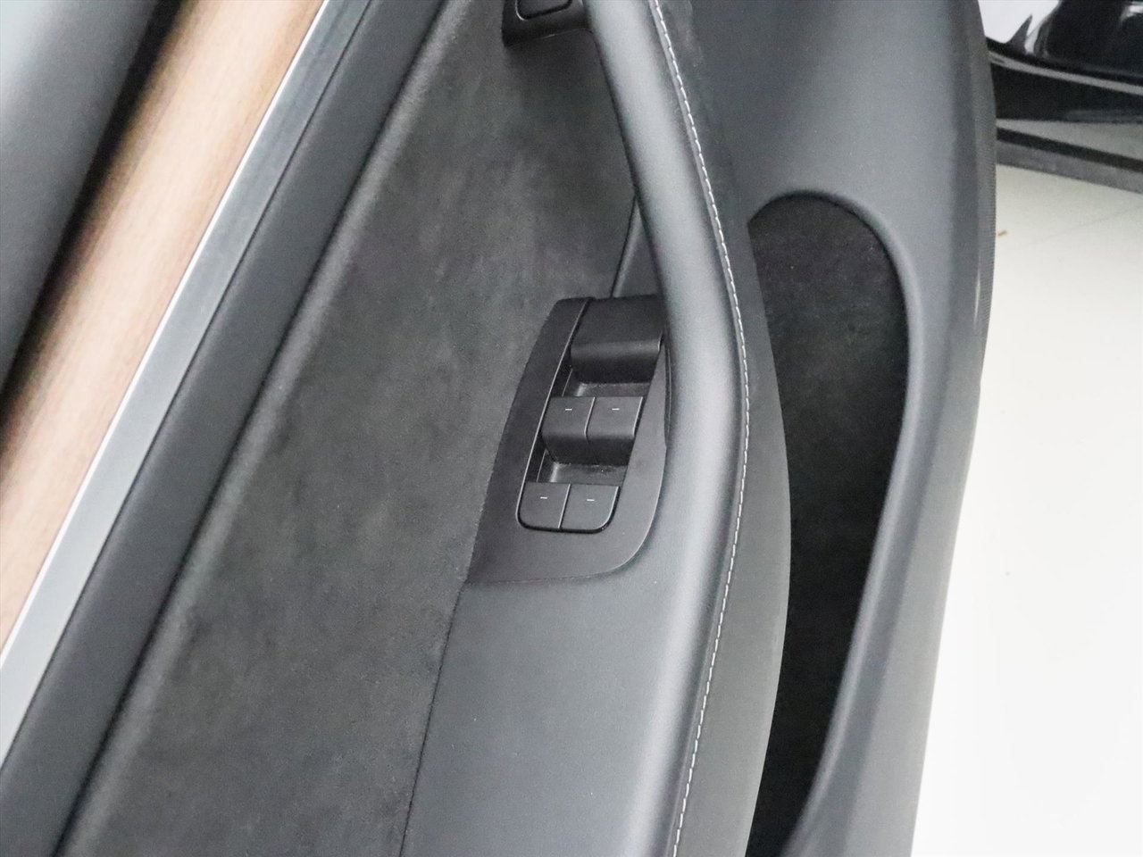Tesla Model Y Long Range AWD 75kWh 351pk 93.3% SoH [ TREKHAAK+AMD RYZEN+ENHANCED AUTOPILOT+19 INCH+PREMIUM AUDIO ] 26
