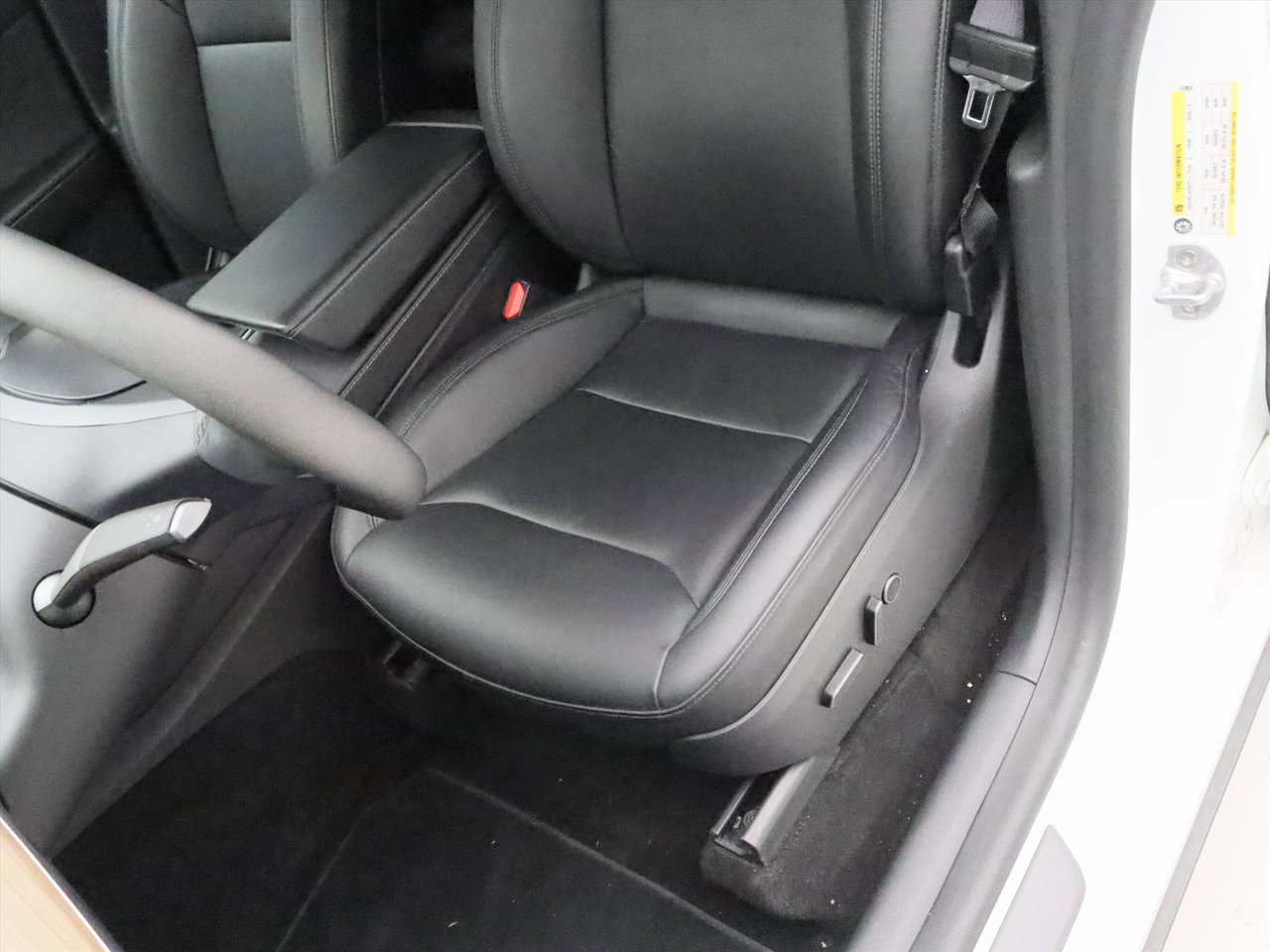 Tesla Model Y Long Range AWD 75kWh 351pk 92.8% SoH [ TREKHAAK+AMD RYZEN+AUTOPILOT+19 INCH+PREMIUM AUDIO ] 27