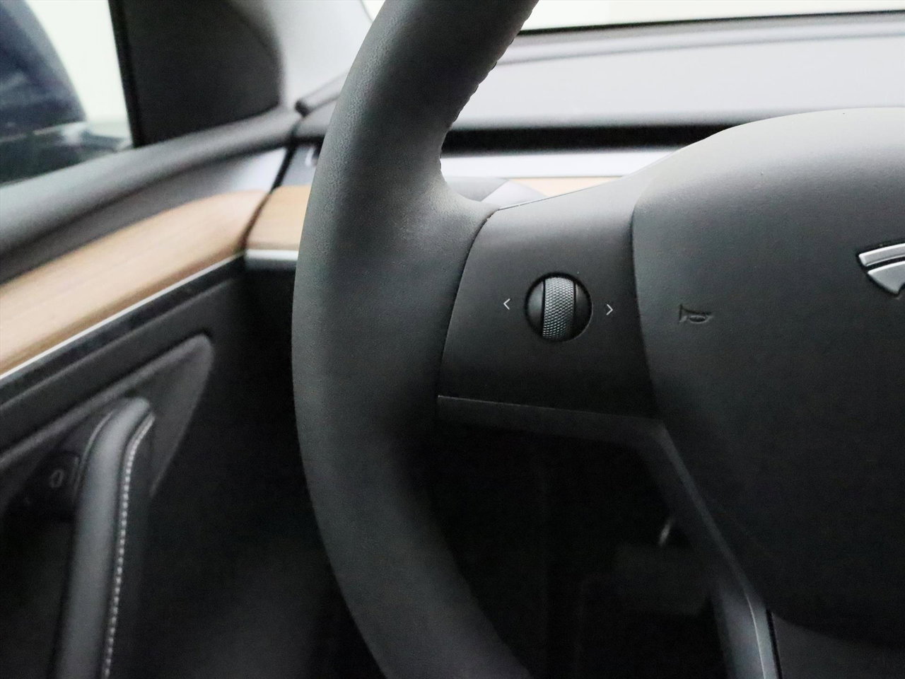 Tesla Model Y Long Range AWD 75kWh 351pk 93.6% SoH [ TREKHAAK+AMD RYZEN+AUTOPILOT+19 INCH+PREMIUM AUDIO ] 20