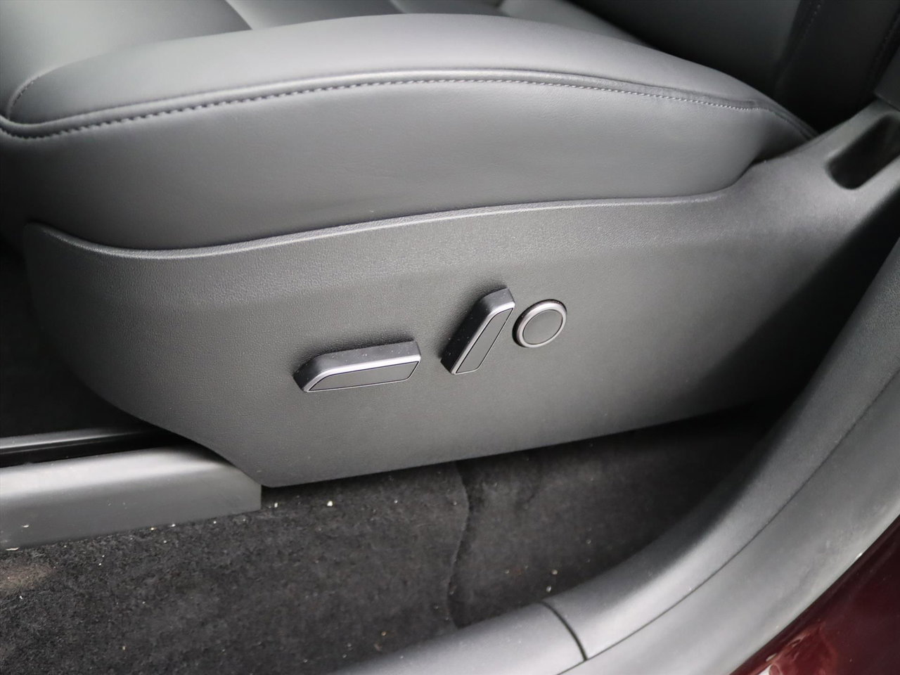 Tesla Model Y Long Range AWD 75kWh 351pk 93.1% SoH [ TREKHAAK+AMD RYZEN+AUTOPILOT+19 INCH+PREMIUM AUDIO ] 25