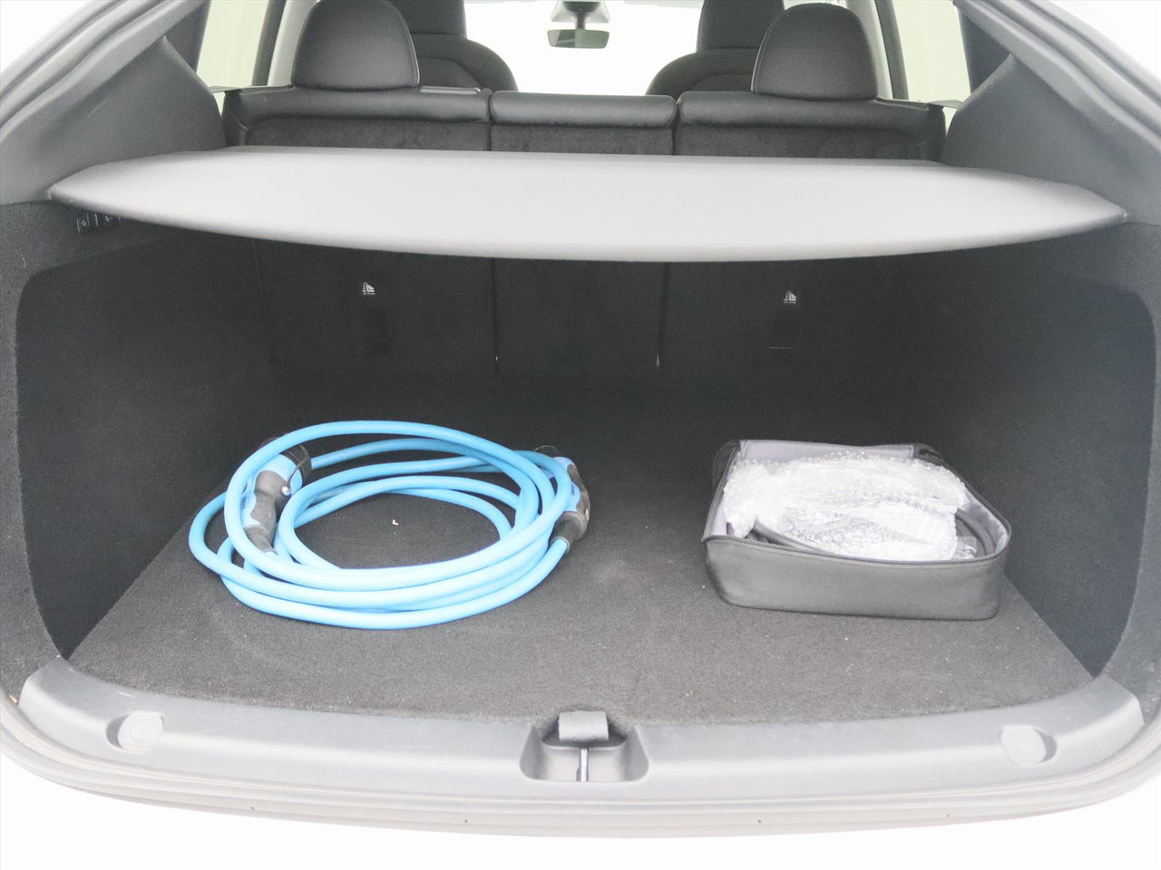 Tesla Model Y Standard RWD Plus 351pk 94.9% SoH [ TREKHAAK+RYZEN AMD+LFP ACCU+AUTOPILOT+19 INCH ] 11