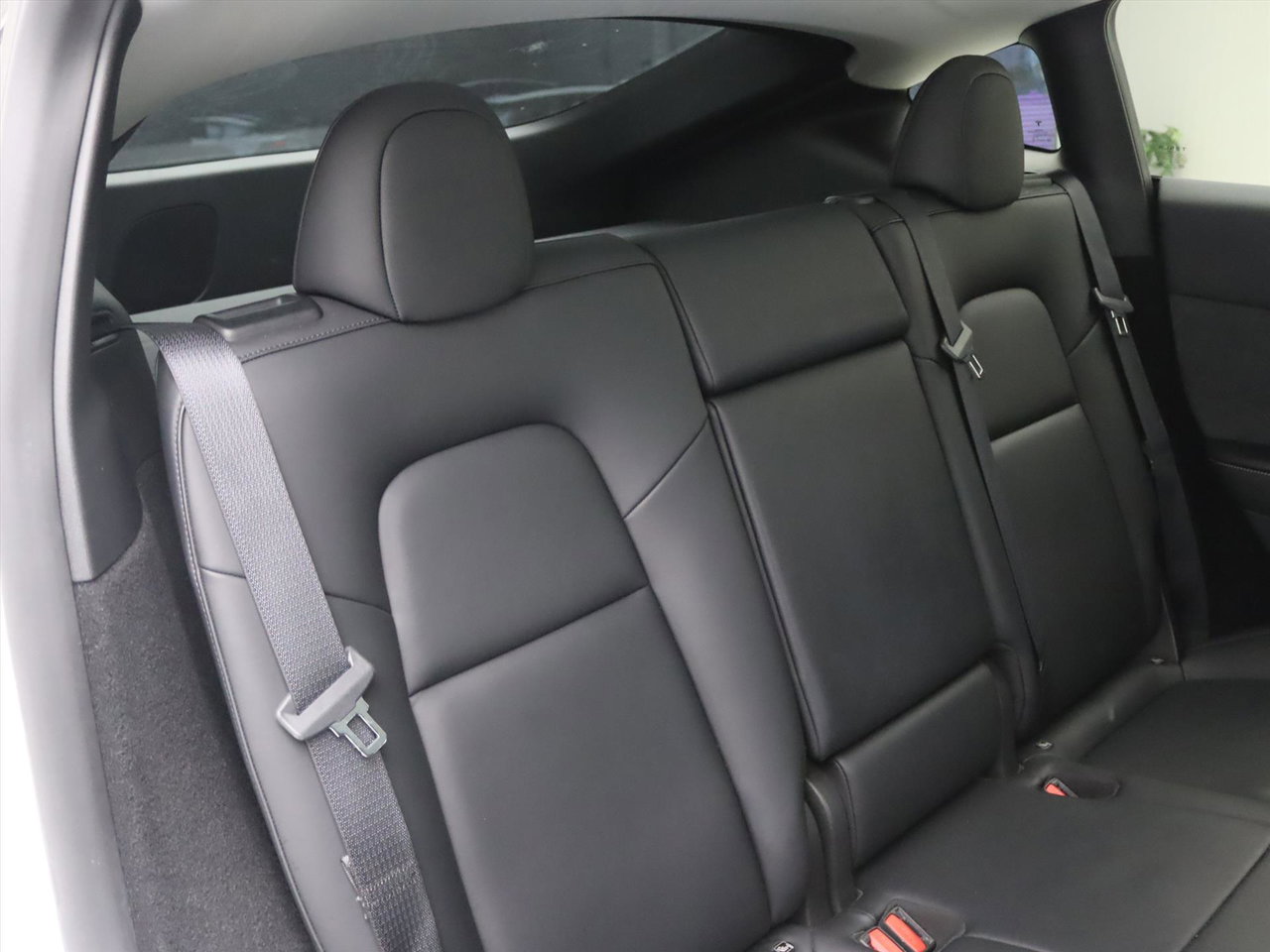 Tesla Model Y Standard RWD Plus 351pk 94.9% SoH [ TREKHAAK+RYZEN AMD+LFP ACCU+AUTOPILOT+19 INCH ] 18