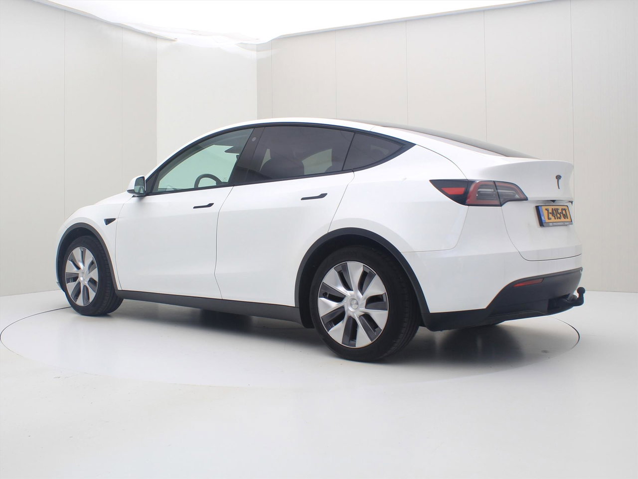 Tesla Model Y Standard RWD Plus 351pk 94.9% SoH [ TREKHAAK+RYZEN AMD+LFP ACCU+AUTOPILOT+19 INCH ] 4