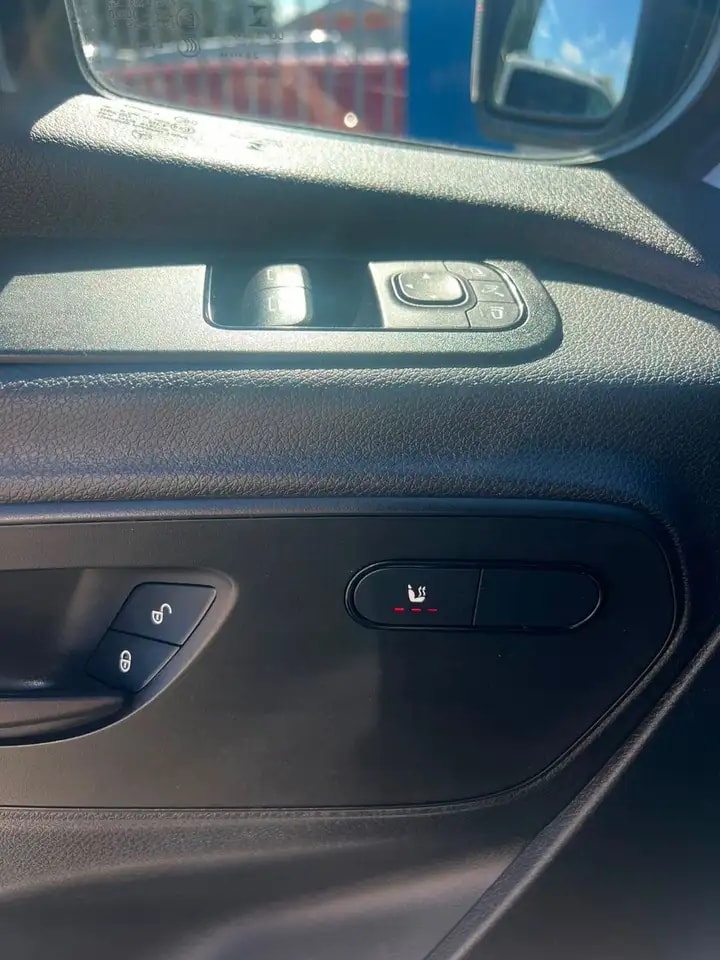 Mercedes-Benz Sprinter 314 AUTOMATIK NAVI TOTWINKEL KAMERA LED 12