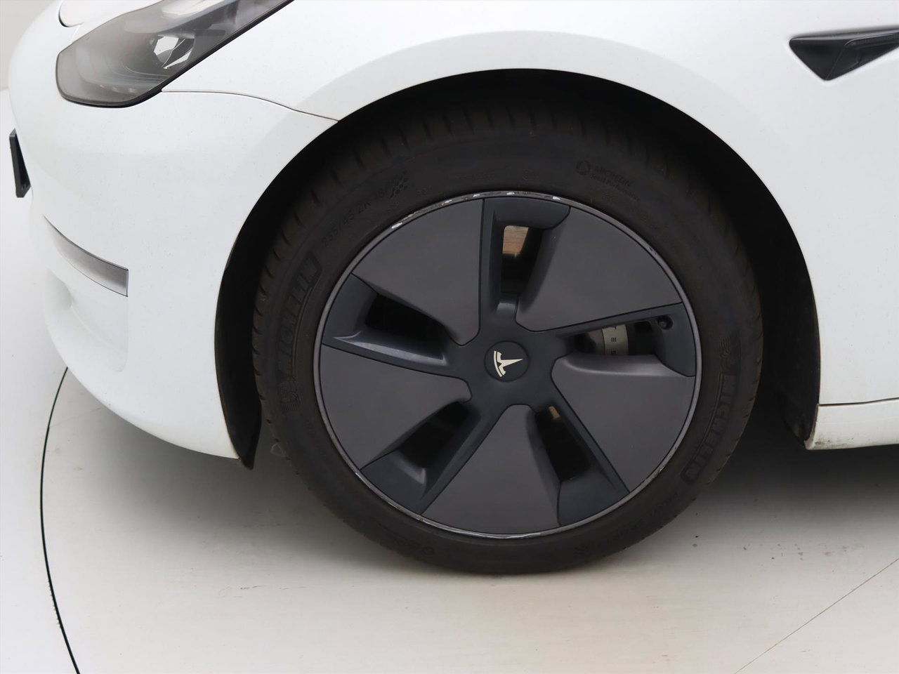 Tesla Model 3 Long-Range RWD 299pk [ AMD RYZEN+WARMTEPOMP+AUTOPILOT+LEDER+CAMERA+CLIMAAT+PDC+NAVIGATIE ] 11