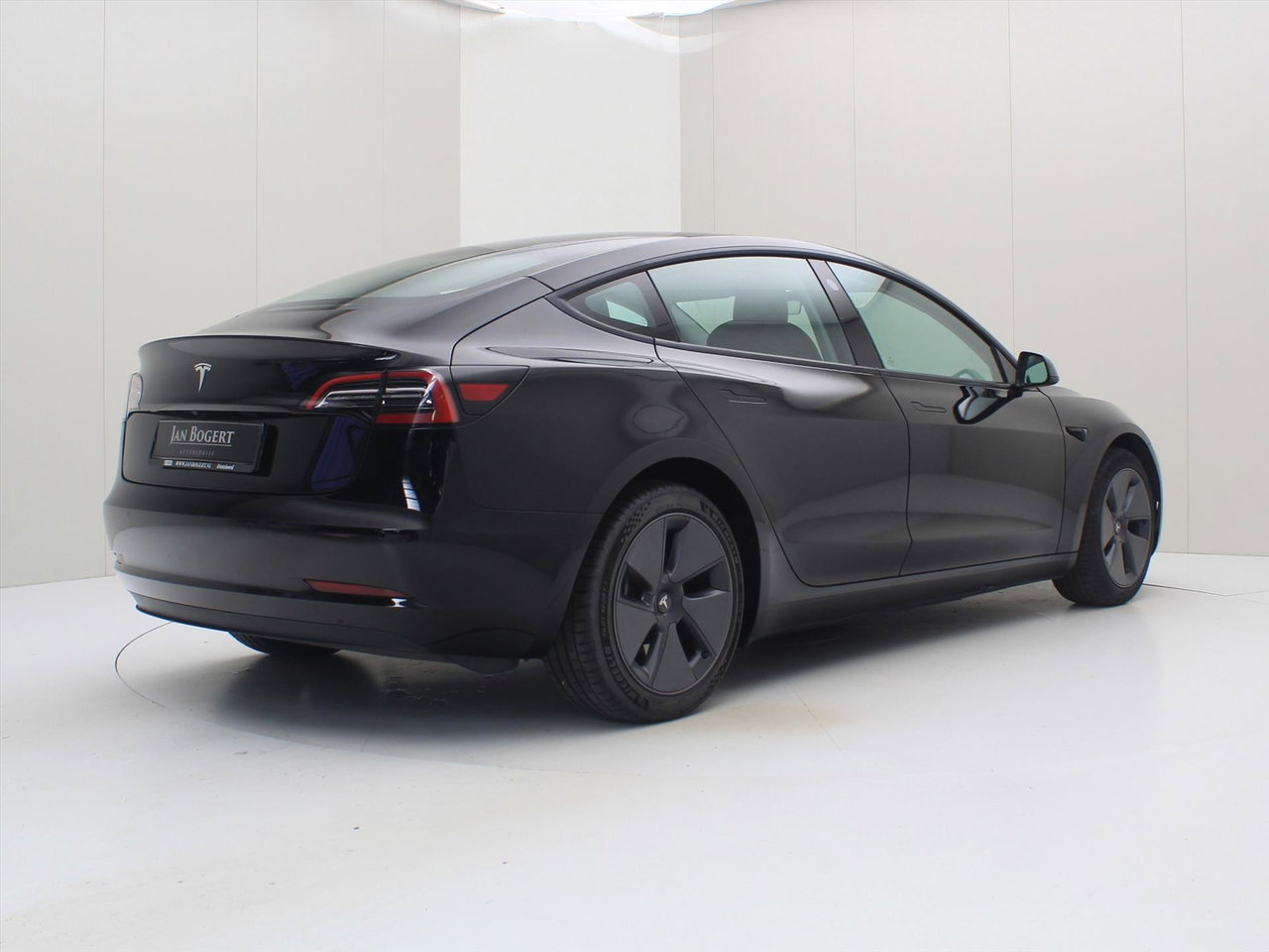 Tesla Model 3 Standard RWD Plus FACELIFT 91.8% SoH [ AMD RYZEN+LFP-ACCU+WARMTEPOMP+AUTOPILOT ] 2