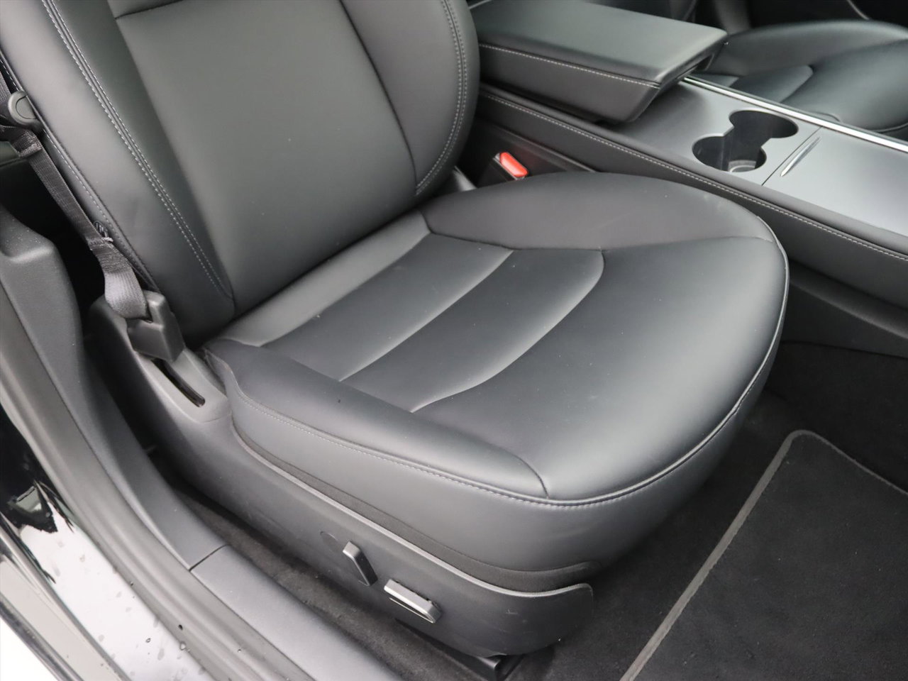 Tesla Model 3 Standard RWD Plus FACELIFT 91.8% SoH [ AMD RYZEN+LFP-ACCU+WARMTEPOMP+AUTOPILOT ] 19