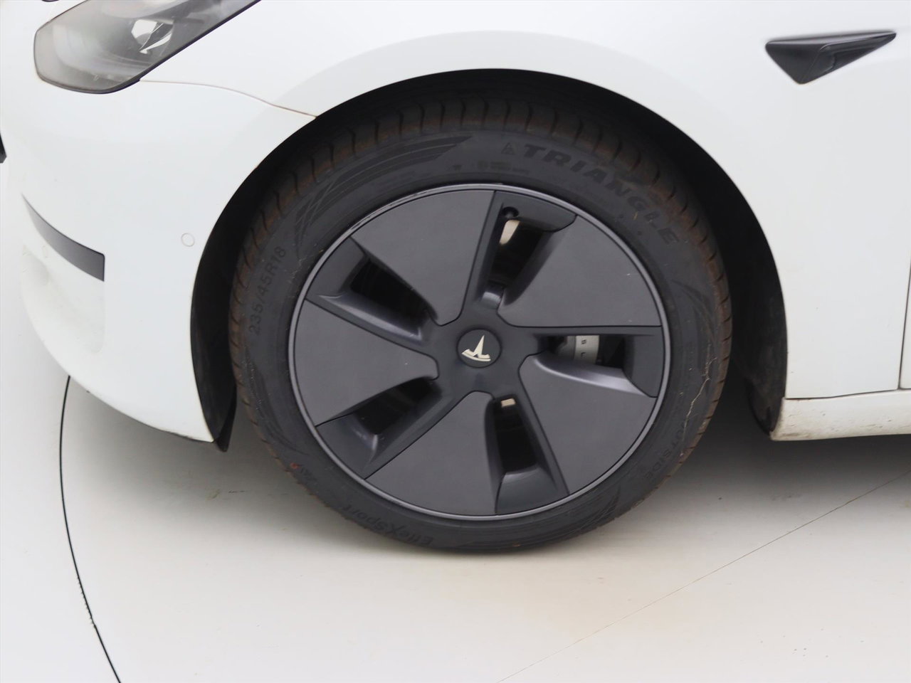 Tesla Model 3 Standard RWD Plus FACELIFT [ AMD RYZEN+LFP-ACCU+WARMTEPOMP+AUTOPILOT ] 21