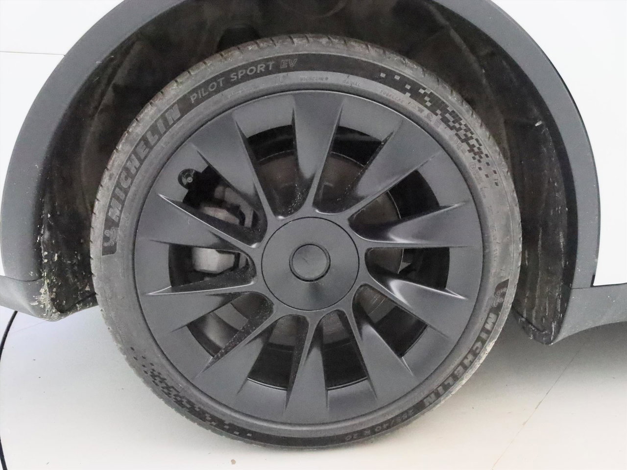 Tesla Model Y Standard RWD Plus 299pk 95% SoH [ TREKHAAK+AMD RYZEN+LFP+AUTOPILOT+20 INCH+PREMIUM AUDIO ] 16