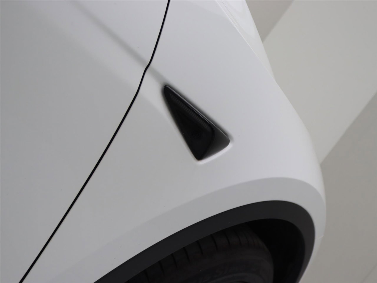 Tesla Model Y Standard RWD Plus 299pk 95.8% SoH [ AMD RYZEN+LFP+AUTOPILOT+19 INCH+PREMIUM AUDIO ] 14