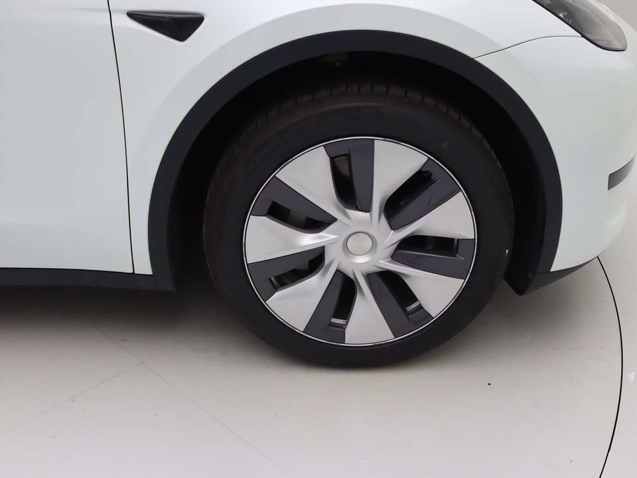 Tesla Model Y Standard RWD Plus 299pk 95.8% SoH [ AMD RYZEN+LFP+AUTOPILOT+19 INCH+PREMIUM AUDIO ] 13