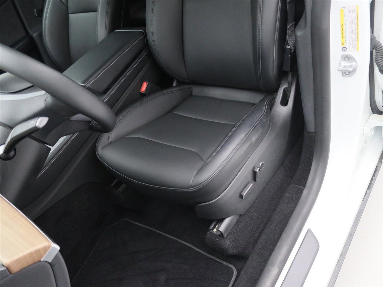 Tesla Model Y Standard RWD Plus 299pk 95.8% SoH [ AMD RYZEN+LFP+AUTOPILOT+19 INCH+PREMIUM AUDIO ] 26