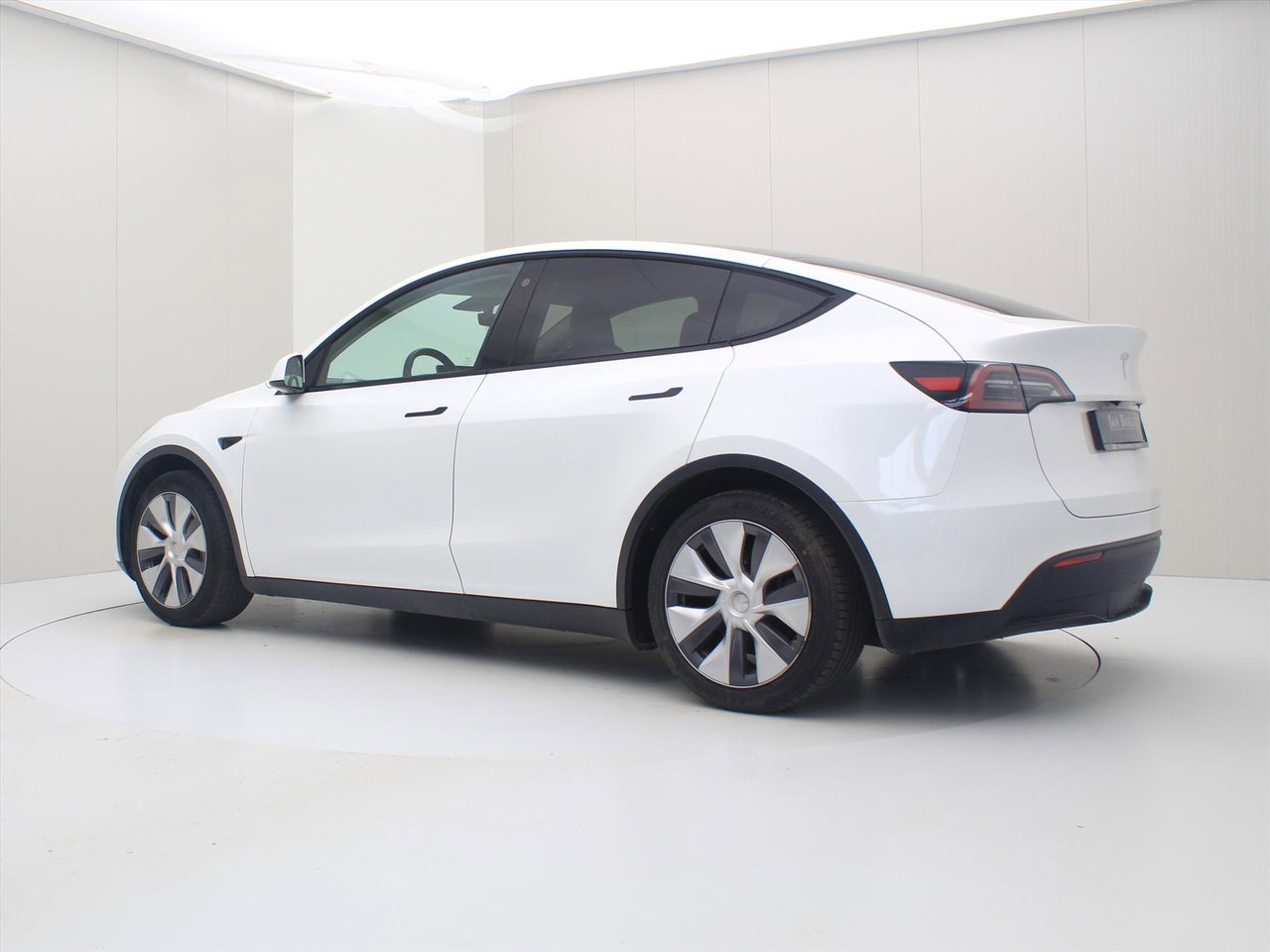 Tesla Model Y Standard RWD Plus 299pk 94.8% SoH [ AMD RYZEN+LFP+AUTOPILOT+19 INCH+PREMIUM AUDIO ] 4