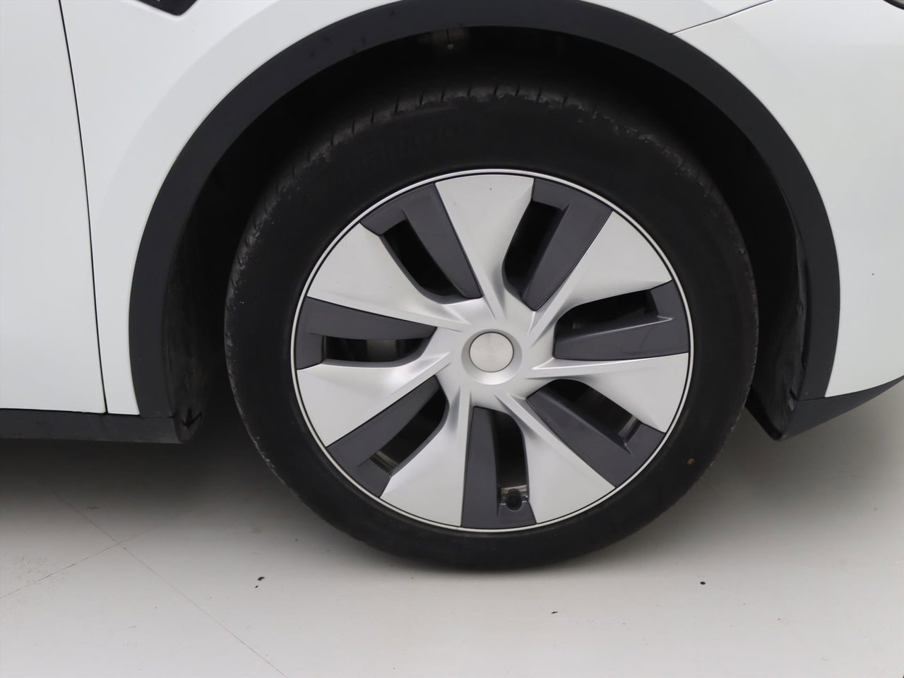 Tesla Model Y Standard RWD Plus 299pk 94.8% SoH [ AMD RYZEN+LFP+AUTOPILOT+19 INCH+PREMIUM AUDIO ] 13