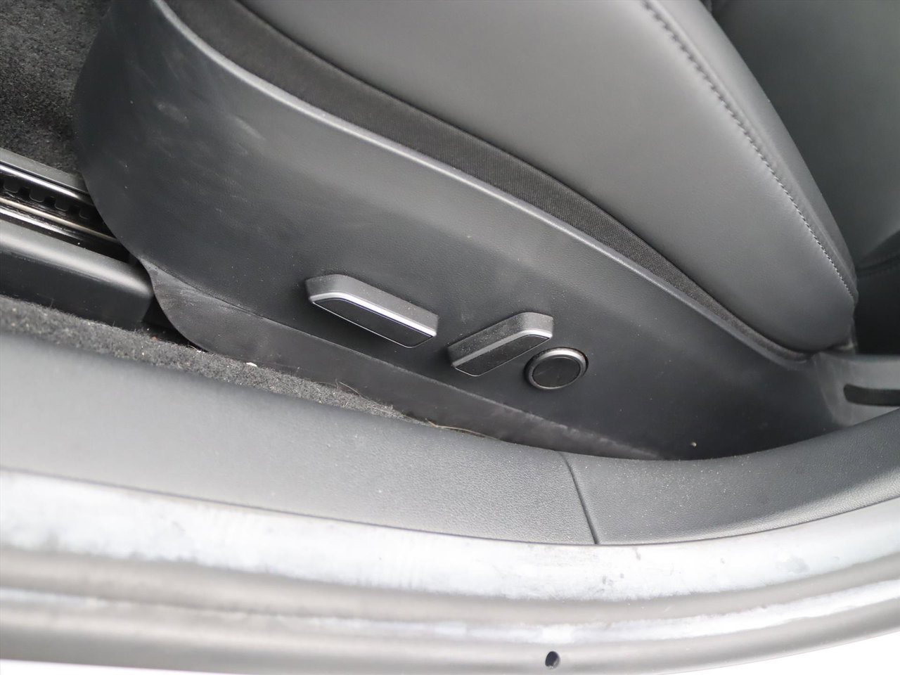 Tesla Model 3 Standard RWD Plus 90.4% SoH FACELIFT [ AUTOPILOT+LFP+WARMTEPOMP+60kWh ] 30