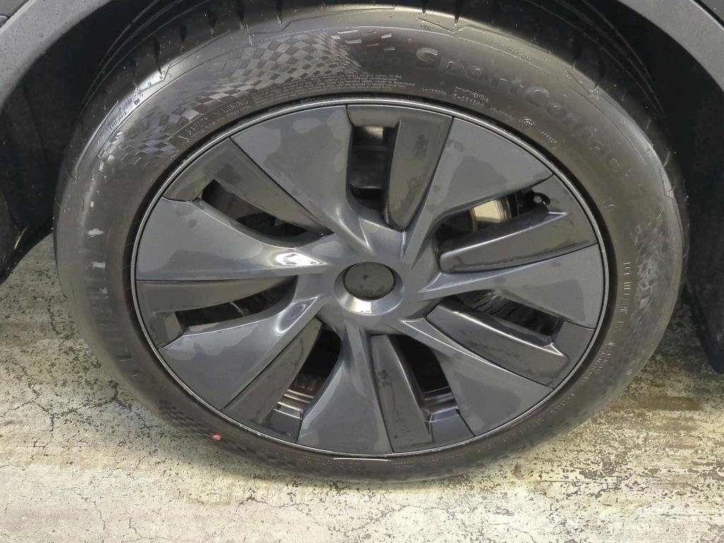 Tesla Model Y Standard RWD Plus 351pk 94,8% SoH [ HW4+FSD SUPERVISED €99 P/M+RYZEN AMD+LFP ACCU+AUTOPILOT+19 INCH ] 16