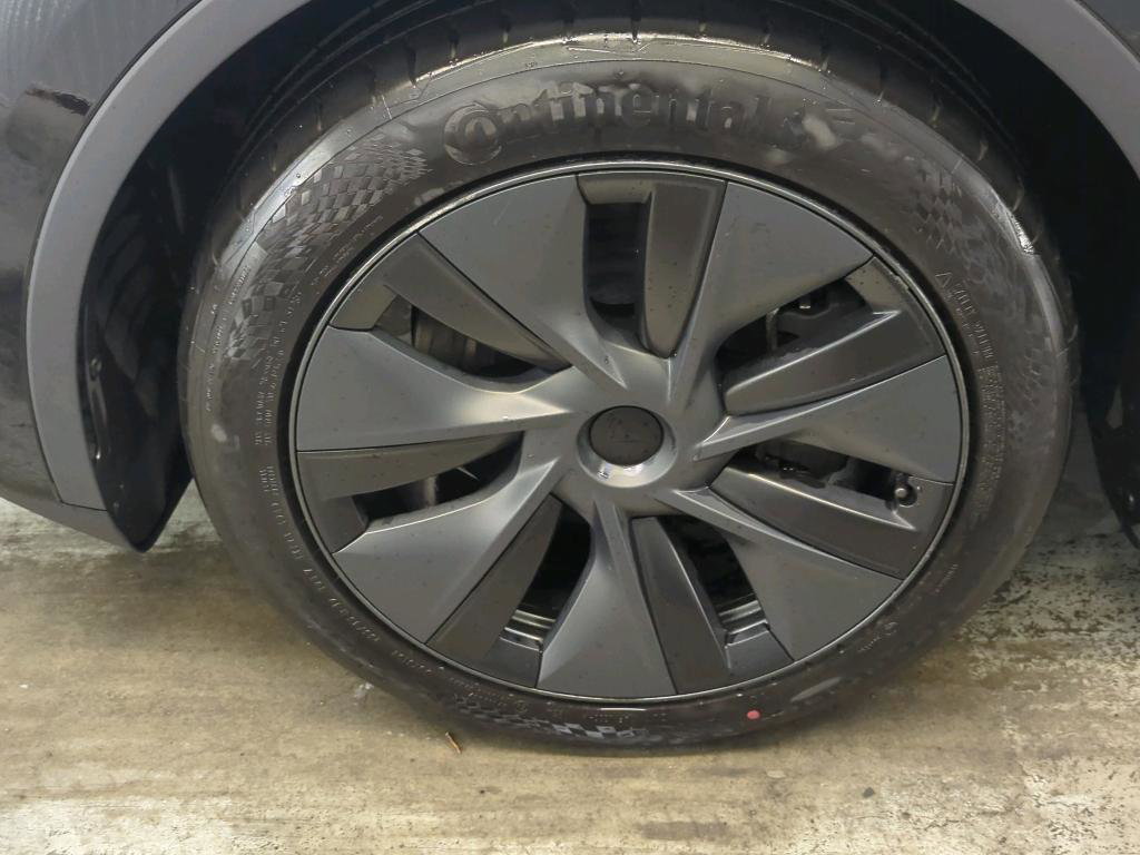 Tesla Model Y Standard RWD Plus 351pk 94,8% SoH [ HW4+FSD SUPERVISED €99 P/M+RYZEN AMD+LFP ACCU+AUTOPILOT+19 INCH ] 14