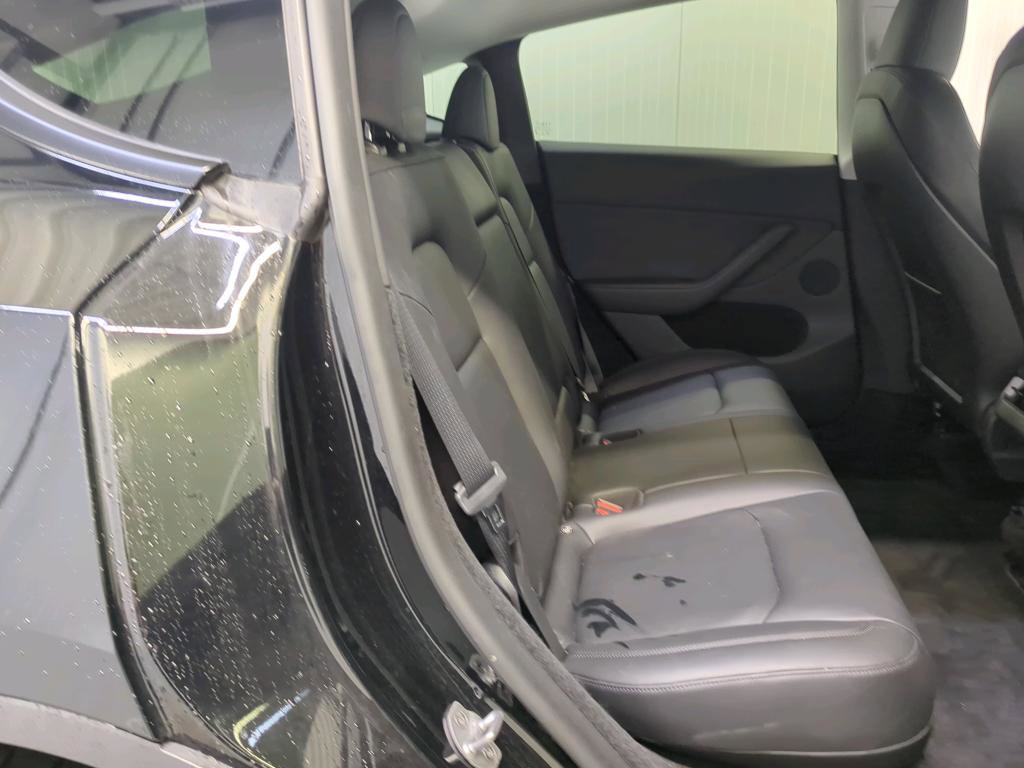 Tesla Model Y Standard RWD Plus 351pk 94,8% SoH [ HW4+FSD SUPERVISED €99 P/M+RYZEN AMD+LFP ACCU+AUTOPILOT+19 INCH ] 23