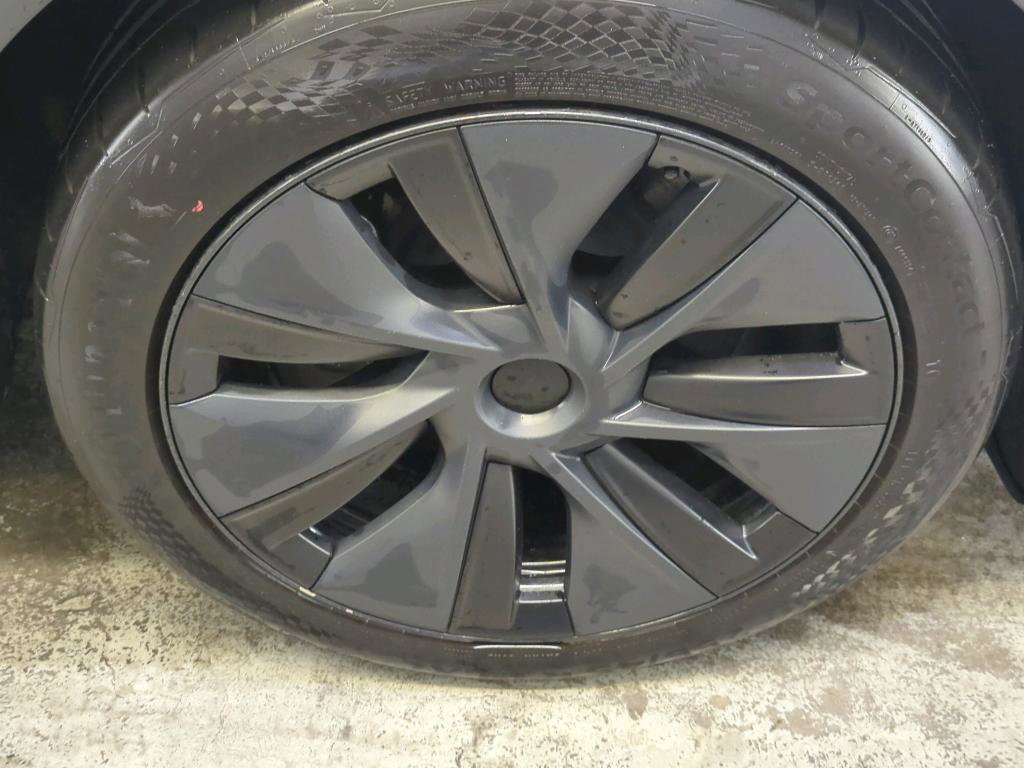 Tesla Model Y Standard RWD Plus 351pk 94,8% SoH [ HW4+FSD SUPERVISED €99 P/M+RYZEN AMD+LFP ACCU+AUTOPILOT+19 INCH ] 13