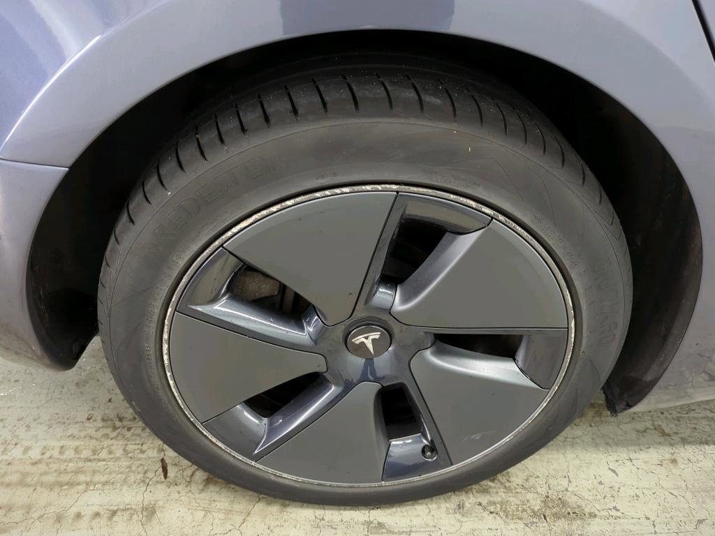 Tesla Model 3 Long-Range AWD 351pk 75 kWh 90,7% SoH FACELIFT [ WARMTEPOMP+AUTOPILOT+620KM WLTP+PREMIUM AUDIO ] 17