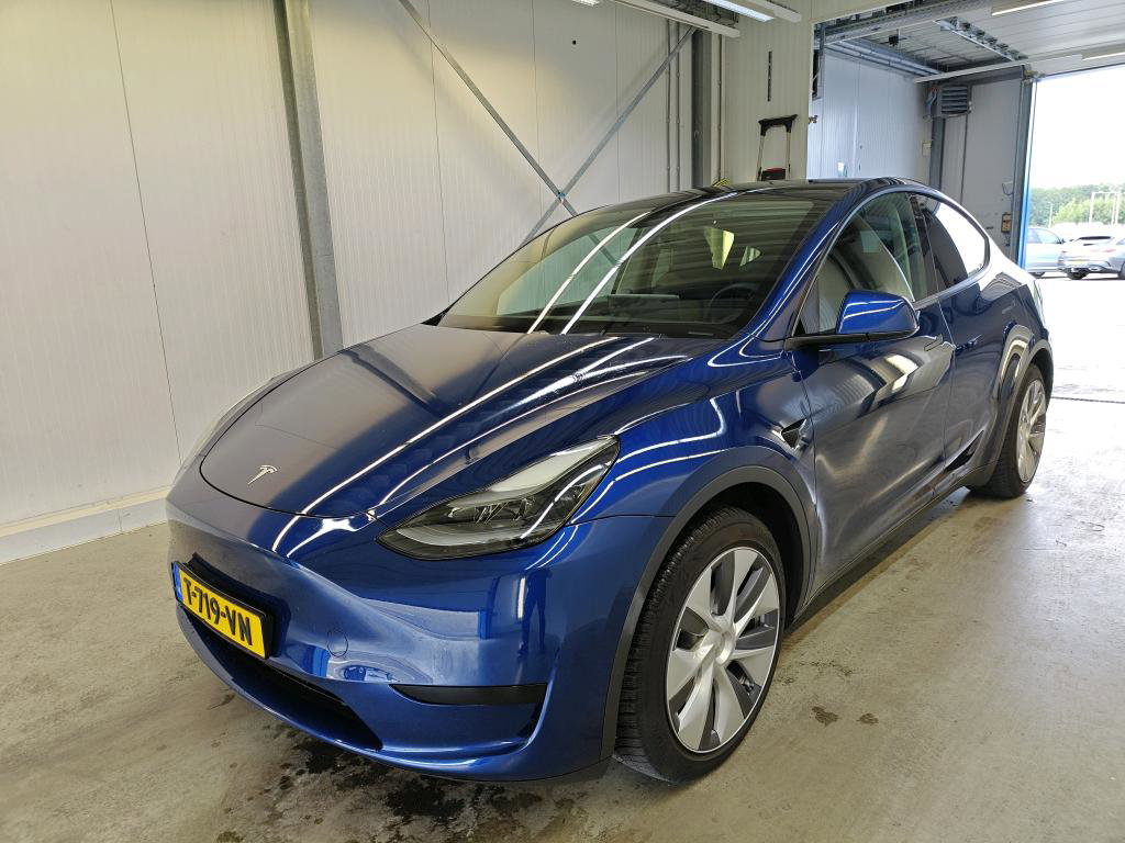 Tesla Model Y Standard RWD Plus 92,9% SoH [ TREKHAAK+AMD RYZEN+AUTOPILOT+19 INCH+PREMIUM AUDIO ]