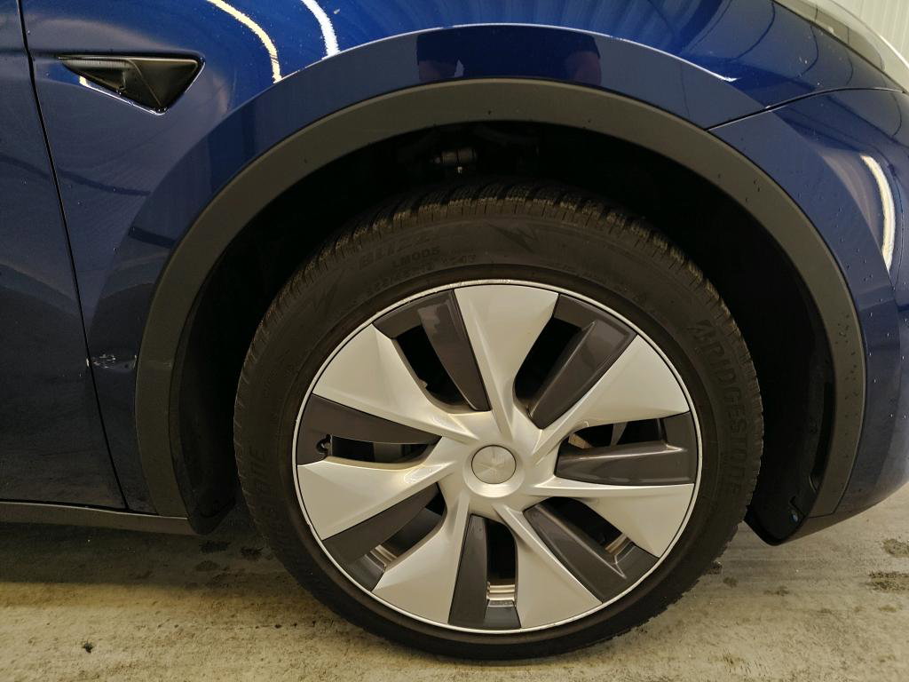 Tesla Model Y Standard RWD Plus 92,9% SoH [ TREKHAAK+AMD RYZEN+AUTOPILOT+19 INCH+PREMIUM AUDIO ] 15