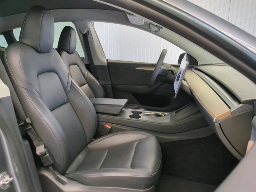 Tesla Model Y Performance 534pk AWD 92,6% SoH [ QUICKSILVER+ENHANCED AUTOPILOT+21 INCH+WARMTEPOMP+AMD RYZEN ] 5