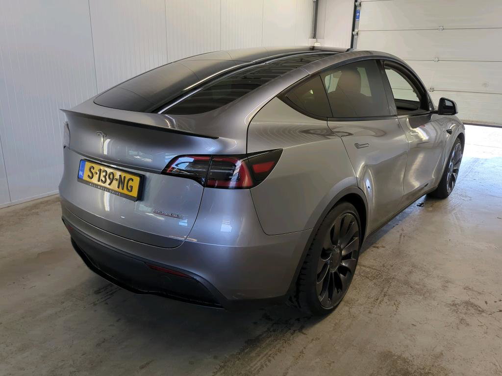 Tesla Model Y Performance 534pk AWD 92,6% SoH [ QUICKSILVER+ENHANCED AUTOPILOT+21 INCH+WARMTEPOMP+AMD RYZEN ] 4