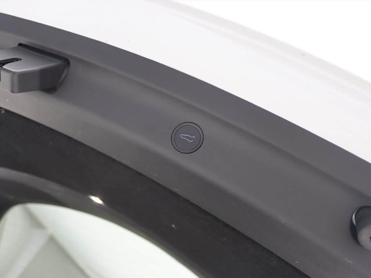 Tesla Model Y Long Range AWD 75kWh 351pk 91.8% SoH [ TREKHAAK+AMD RYZEN+AUTOPILOT+19 INCH+PREMIUM AUDIO ] 12