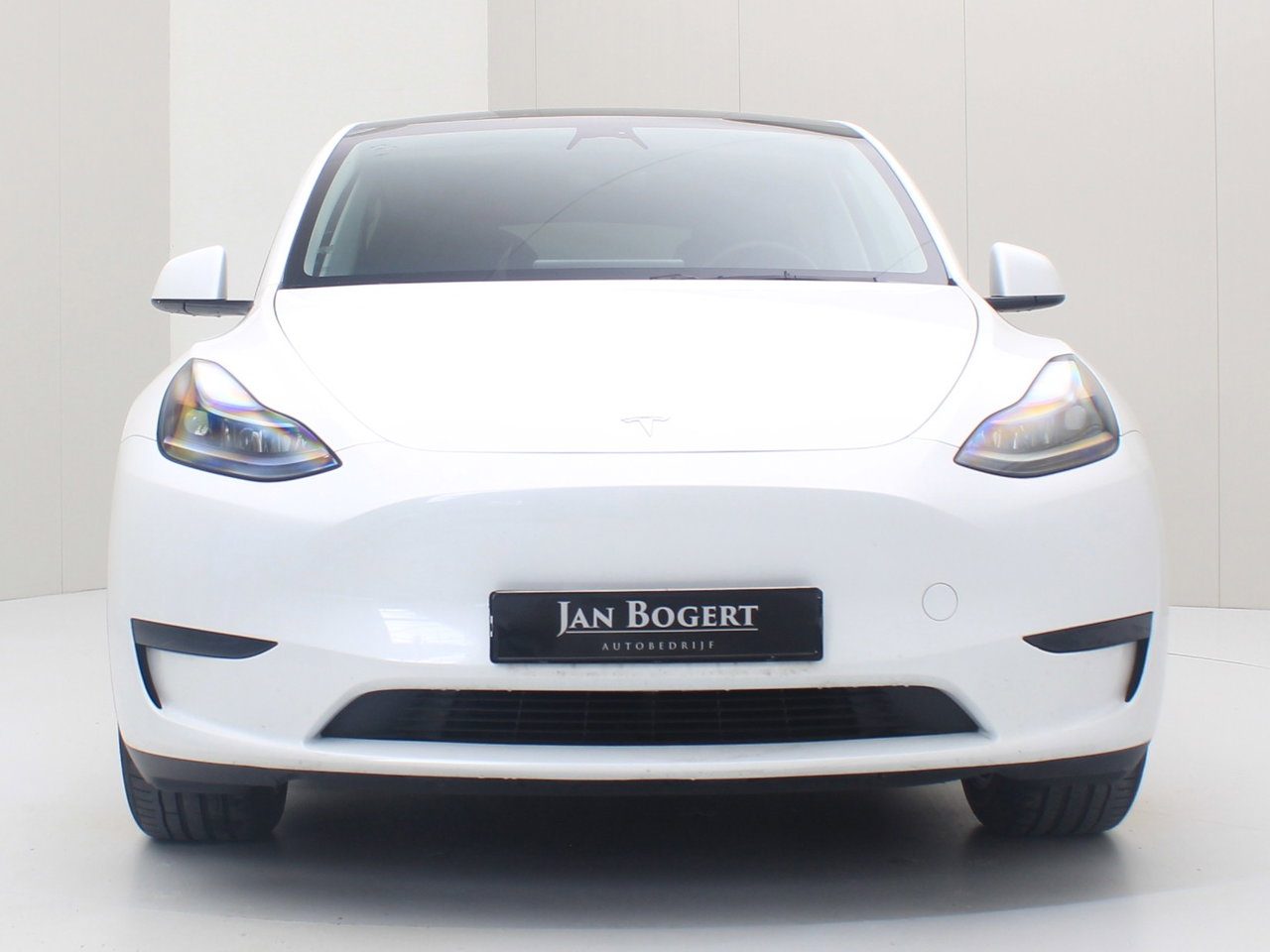Tesla Model Y Standard RWD Plus [ AMD RYZEN+AUTOPILOT+19 INCH+PREMIUM AUDIO ] 5