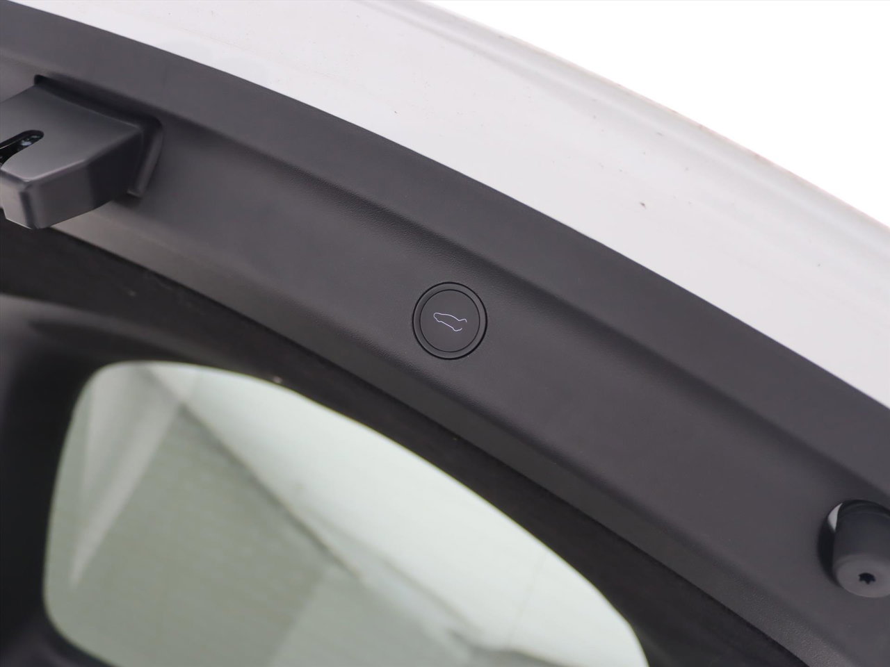 Tesla Model Y Standard RWD Plus [ AMD RYZEN+AUTOPILOT+19 INCH+PREMIUM AUDIO ] 10