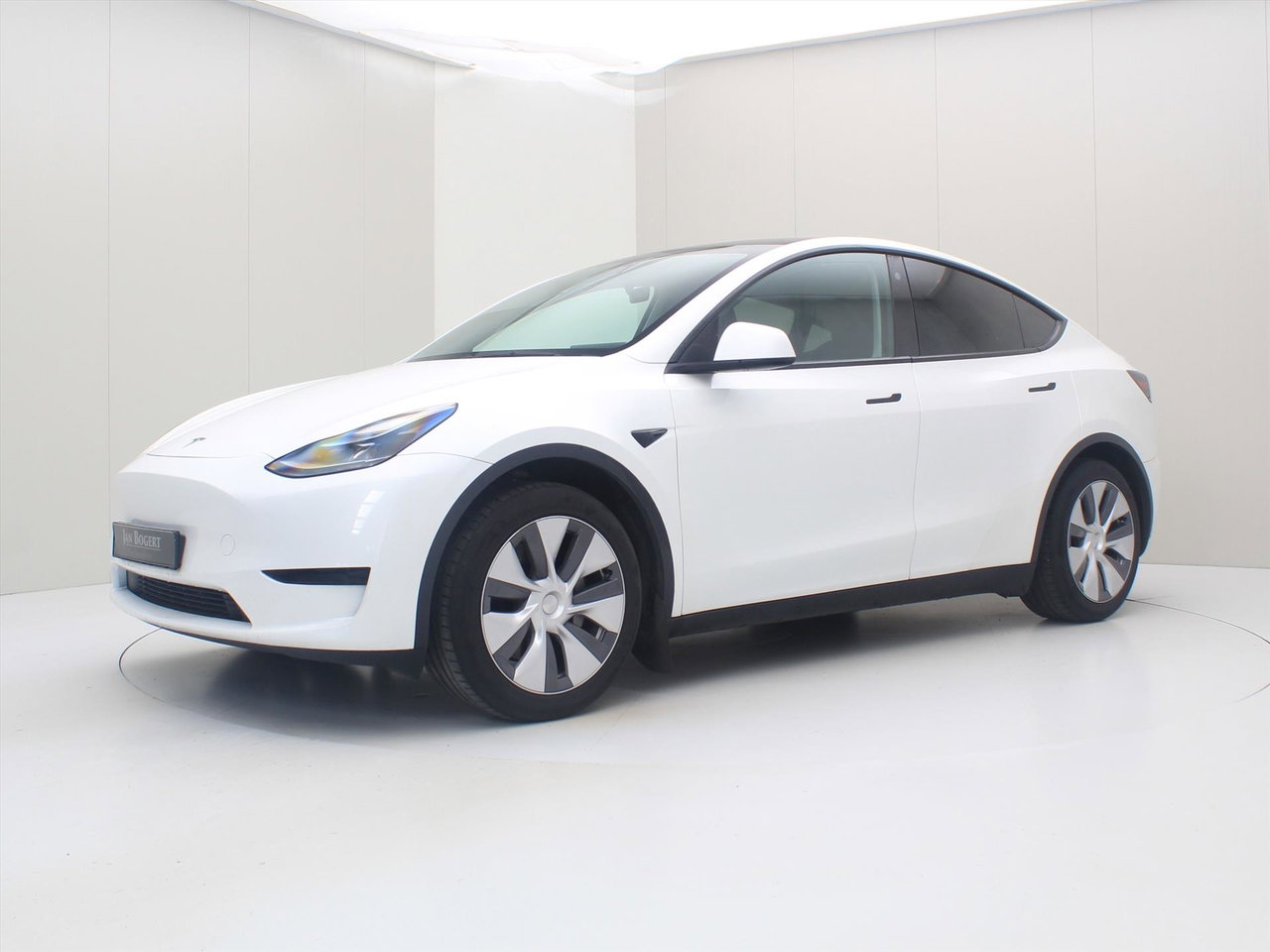 Tesla Model Y Standard RWD Plus [ AMD RYZEN+AUTOPILOT+19 INCH+PREMIUM AUDIO ] 7
