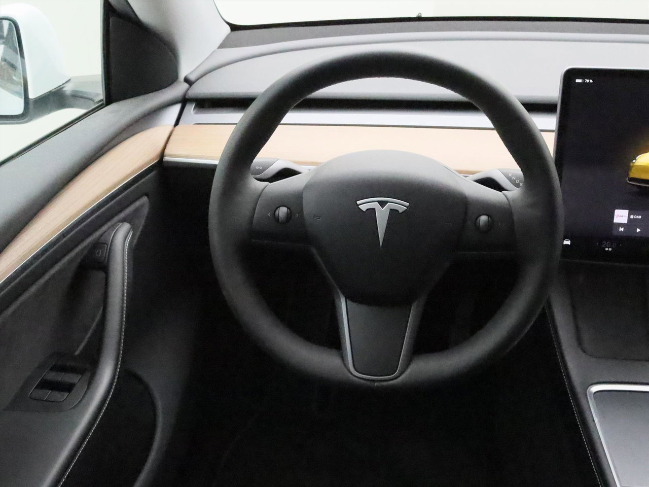 Tesla Model Y Standard RWD Plus [ AMD RYZEN+AUTOPILOT+19 INCH+PREMIUM AUDIO ] 18