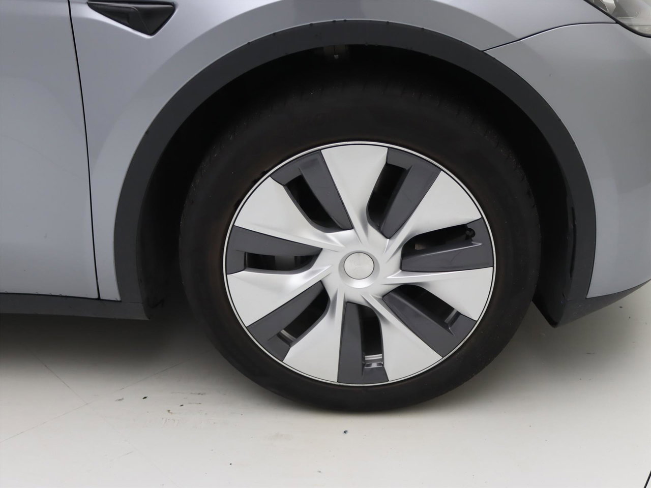 Tesla Model Y Standard RWD Plus 96% SoH [ AMD RYZEN+AUTOPILOT+19 INCH+PREMIUM AUDIO ] 13