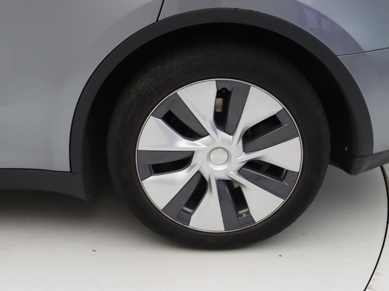 Tesla Model Y Standard RWD Plus 96% SoH [ AMD RYZEN+AUTOPILOT+19 INCH+PREMIUM AUDIO ] 23