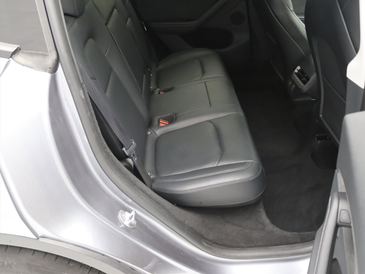 Tesla Model Y Standard RWD Plus 96% SoH [ AMD RYZEN+AUTOPILOT+19 INCH+PREMIUM AUDIO ] 16