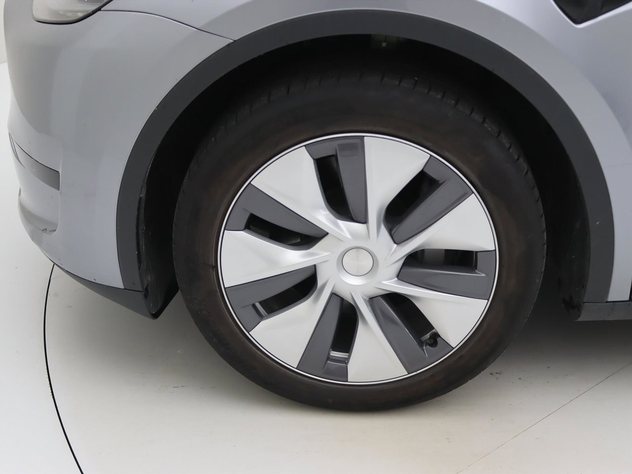 Tesla Model Y Standard RWD Plus 96% SoH [ AMD RYZEN+AUTOPILOT+19 INCH+PREMIUM AUDIO ] 22