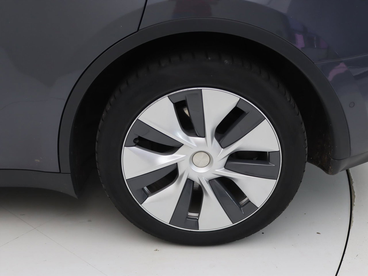 Tesla Model Y Long Range AWD 75kWh 351pk 92,7% SoH [ AMD RYZEN+AUTOPILOT+19 INCH+PREMIUM AUDIO ] 21