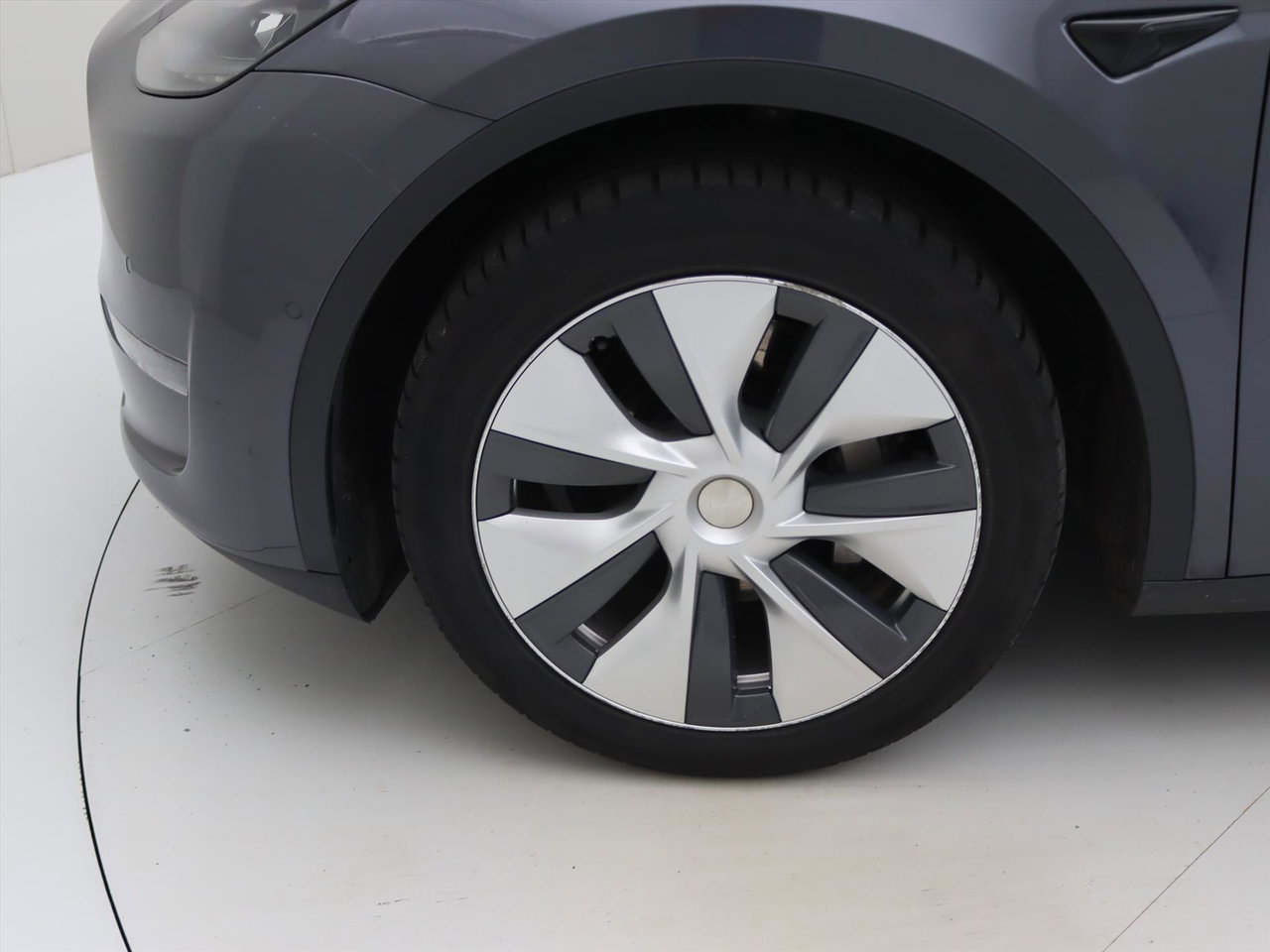 Tesla Model Y Long Range AWD 75kWh 351pk 92,7% SoH [ AMD RYZEN+AUTOPILOT+19 INCH+PREMIUM AUDIO ] 20