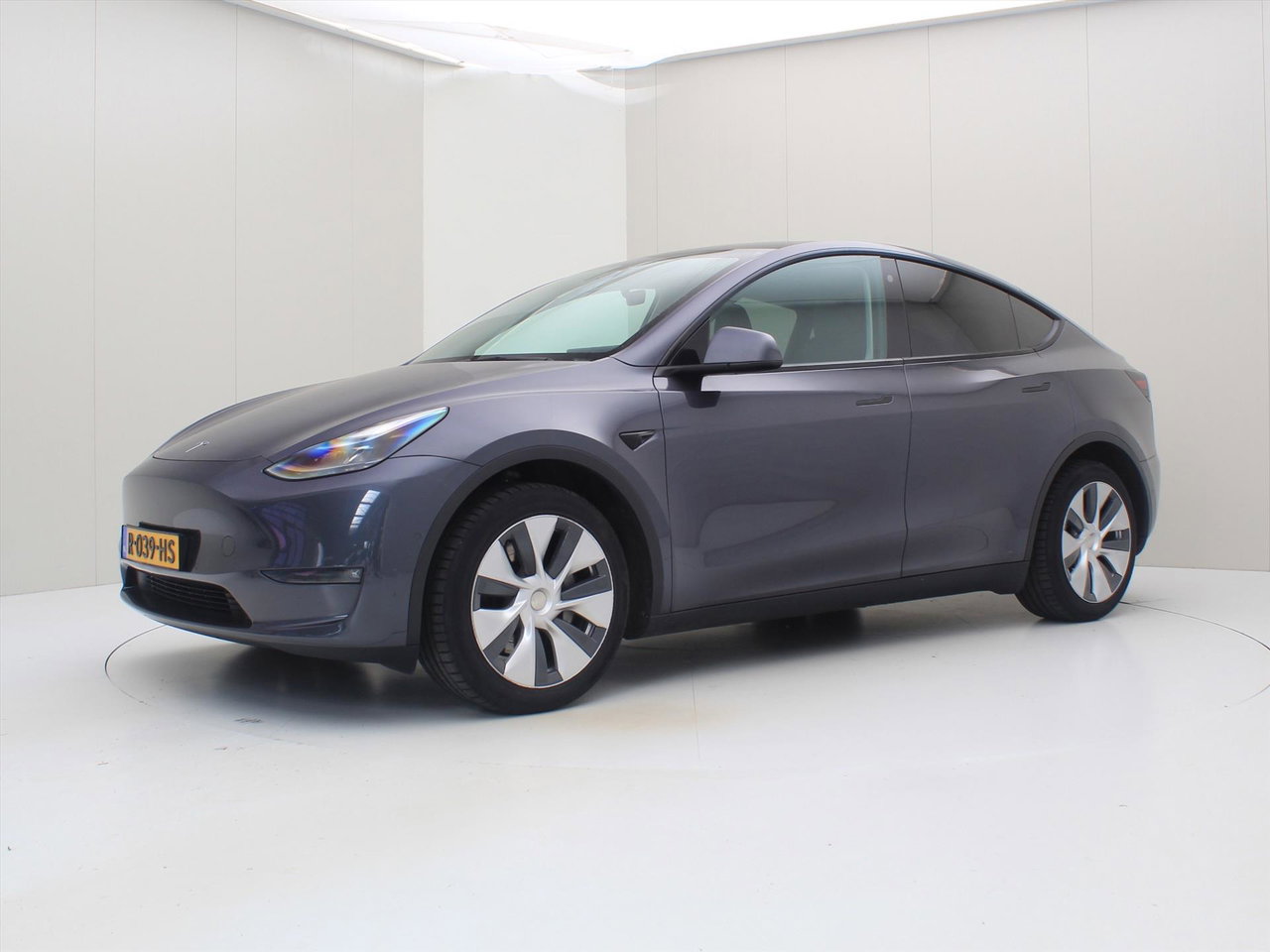 Tesla Model Y Long Range AWD 75kWh 351pk 92,7% SoH [ AMD RYZEN+AUTOPILOT+19 INCH+PREMIUM AUDIO ] 7